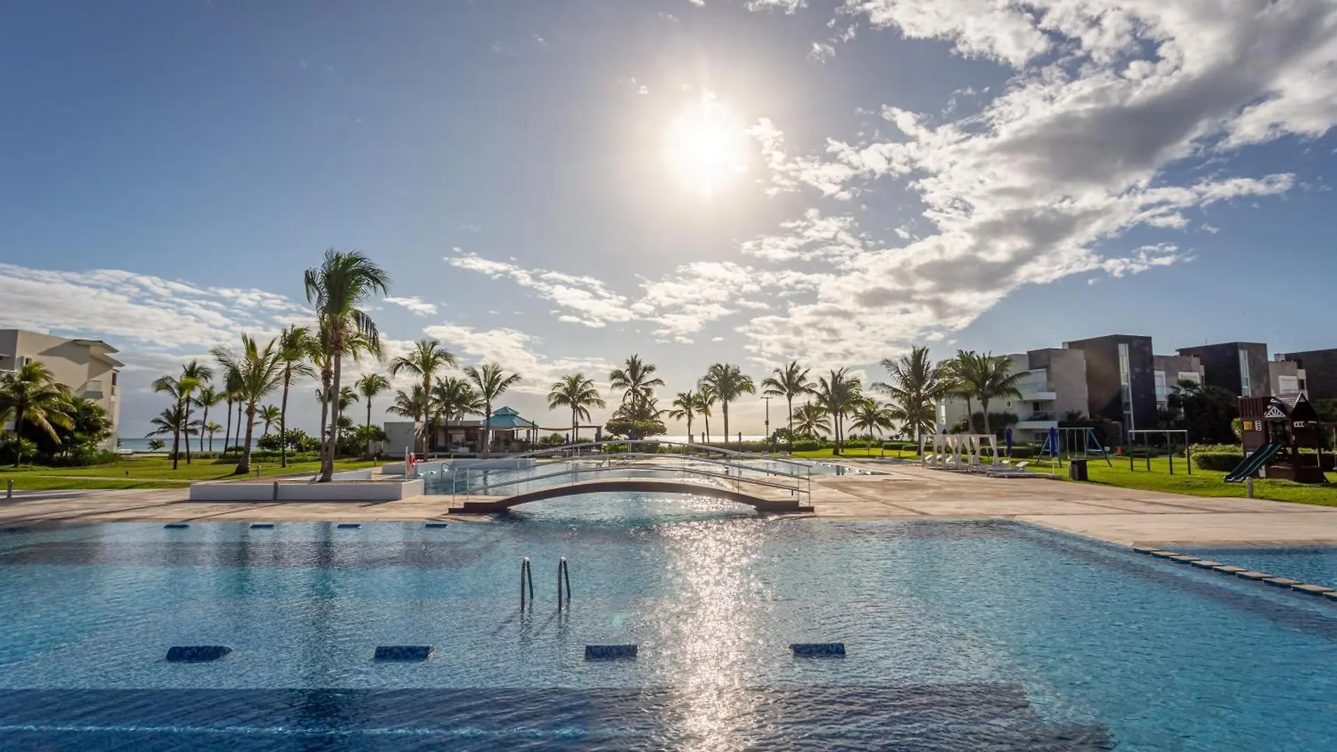Casa Sky Penthouse Mareazul Condo Playa del Carmen Mexiko